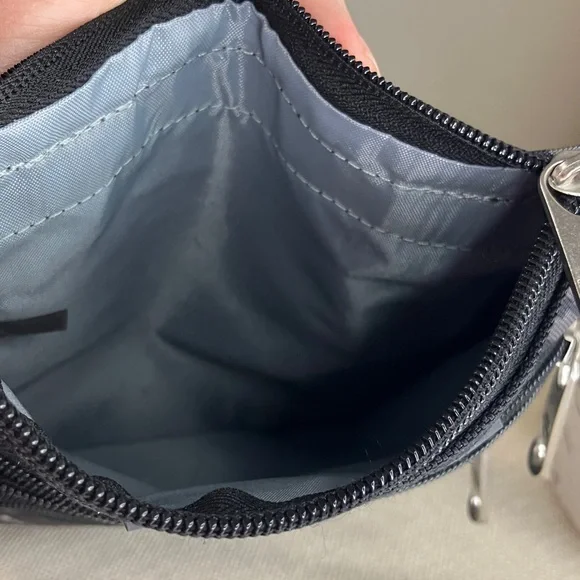 Harley Davidson Skull Tattoo Print Crossbody Bag Grey/Black - Picture 5 of 6